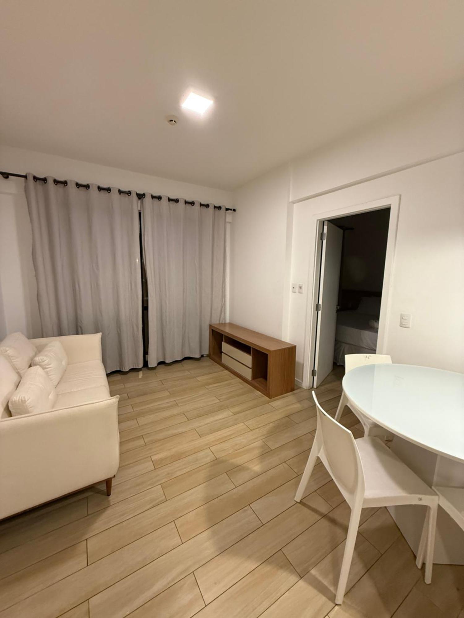 Flat Mondial Salvador